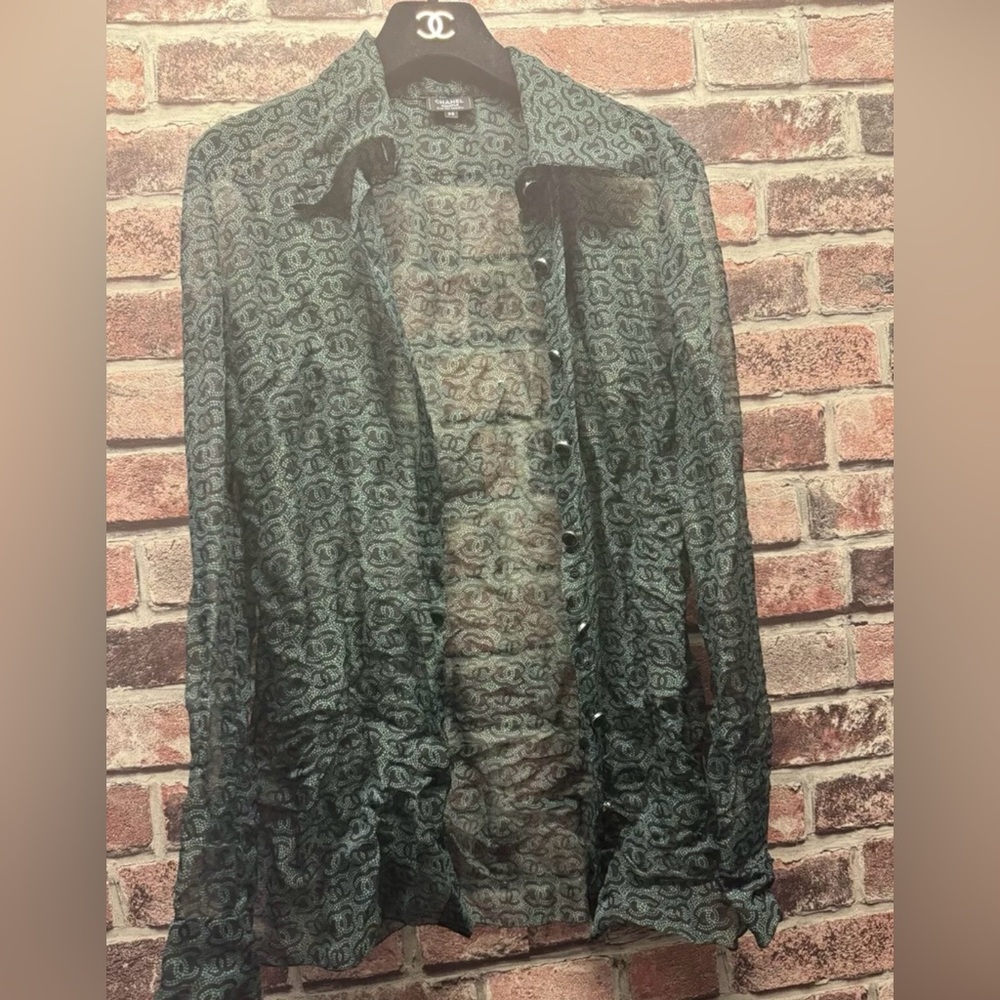 Women Chanel see thru dress shirt